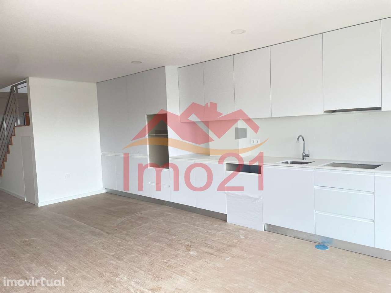 T2 Duplex com Terraço novo em Esgueira - Grande imagem: 5/25