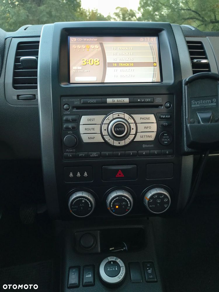 Nissan X-Trail 2.0 dCi LE - 14