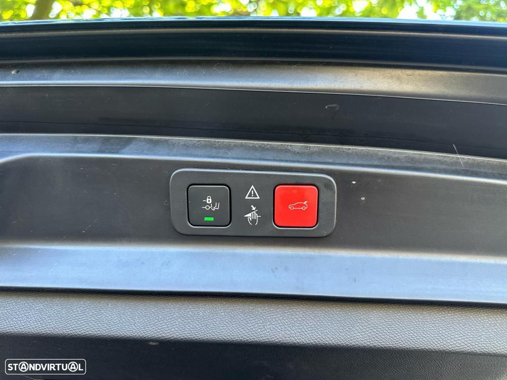 Peugeot 5008 1.5 BlueHDi Allure Pack EAT8 - 36