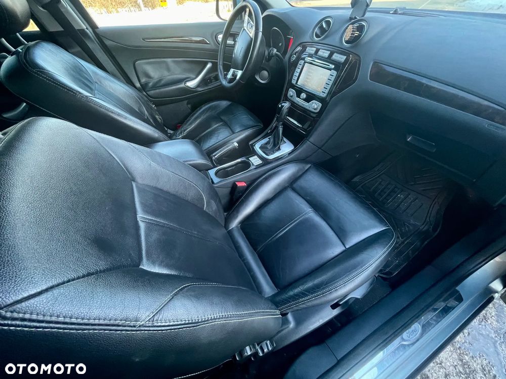 Ford Mondeo 2.0 TDCi Ghia - 36