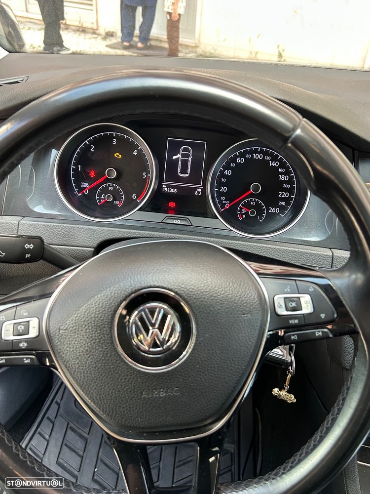 VW Golf Variant 1.6 TDi Confortline - 8