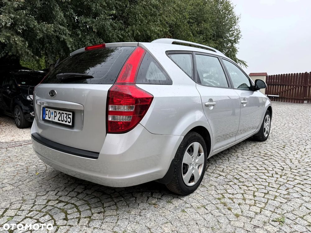 Kia Ceed 1.6 Comfort - 9