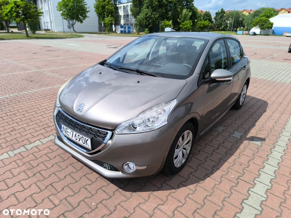 Peugeot 208 1.2 VTi Allure - 1