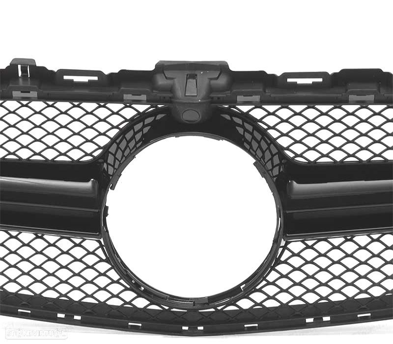 GRELHA FRONTAL MERCEDES W205 14-18 LOOK AMG C63 CÂMARA PRETO BRILHANTE - 6