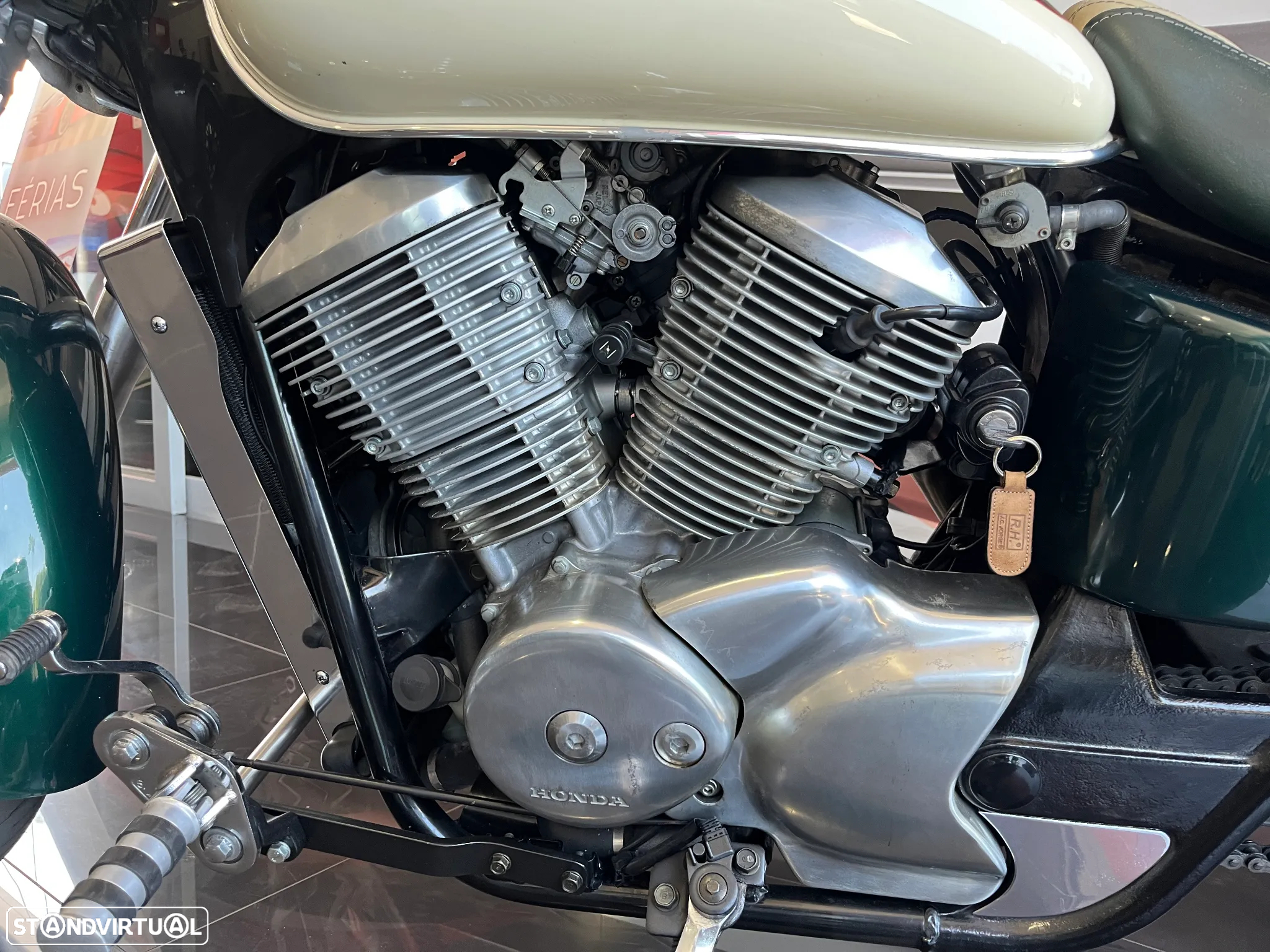 Honda Shadow 750 American Classic Edition - 16