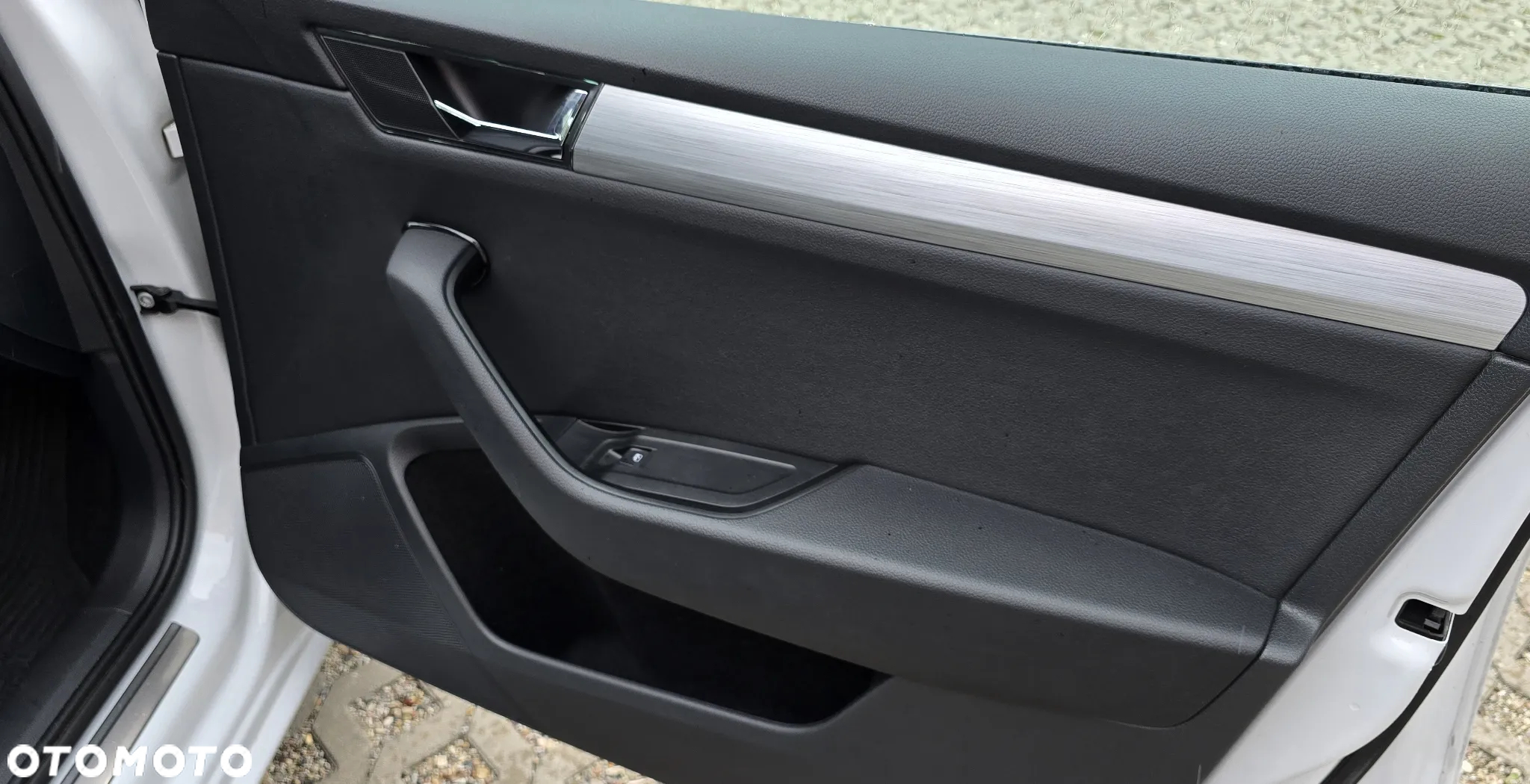 Skoda Superb 1.5 TSI Ambition DSG - 14