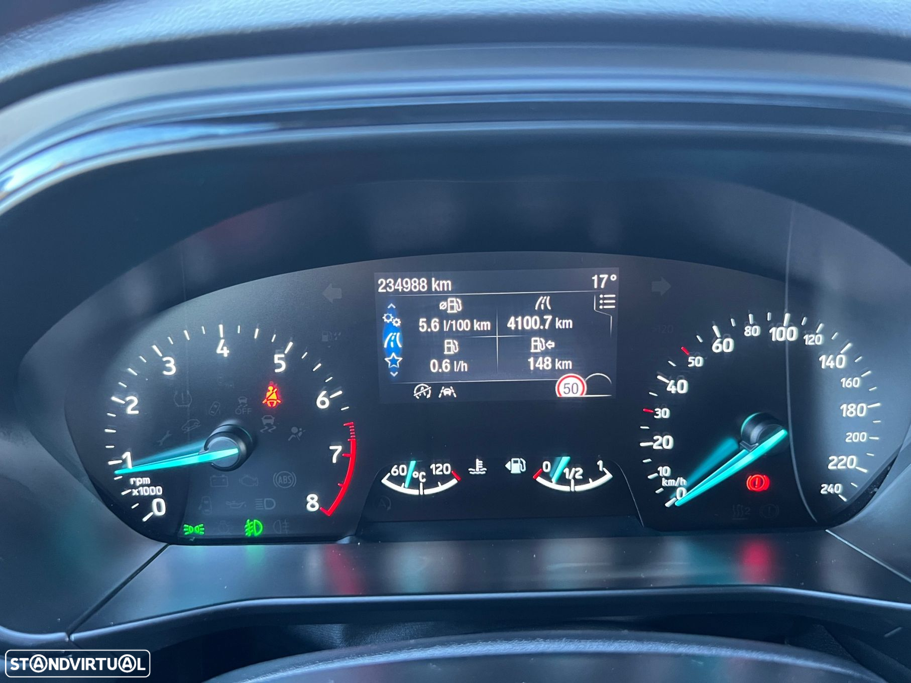 Ford Focus 1.0 EcoBoost ST-Line - 22