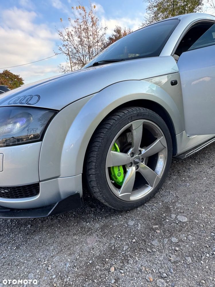 Audi TT Coupé 1.8T Quattro - 12