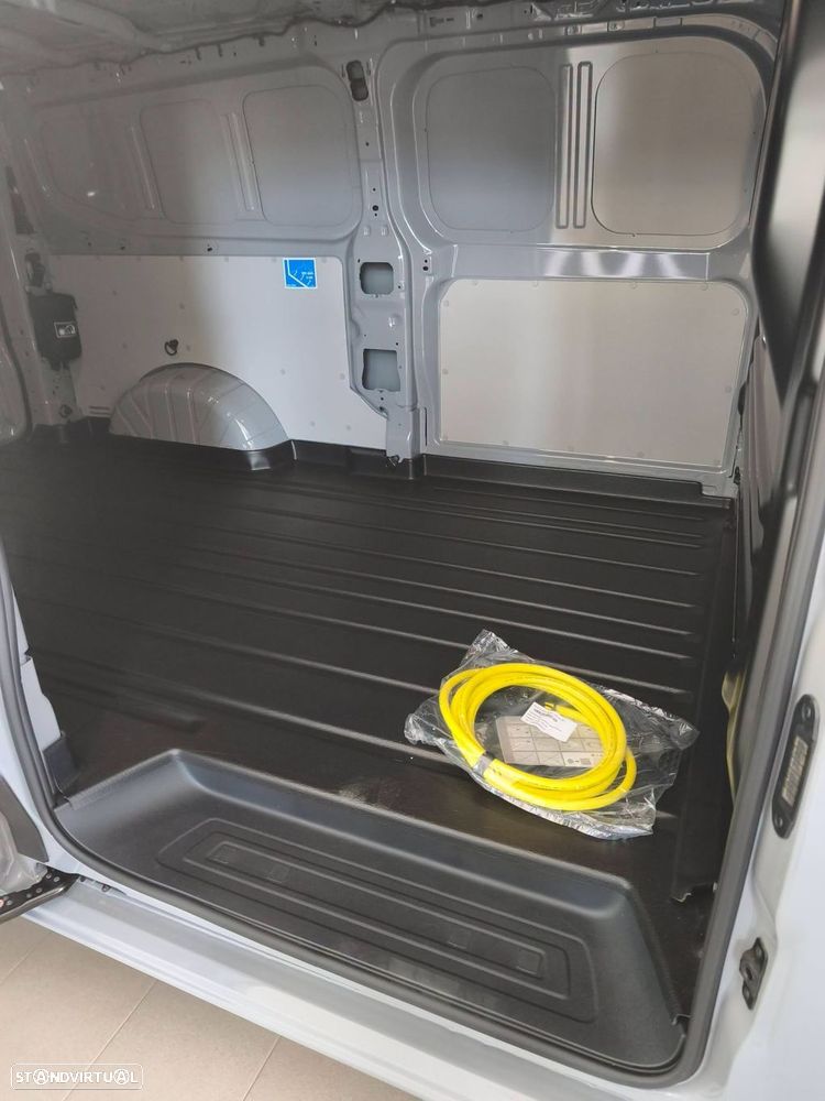 VW Transporter e-Transporter 83 kWh L2H1 - 5