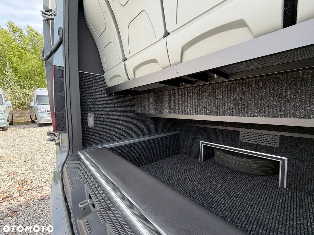 Mercedes-Benz Sprinter 519 - 6