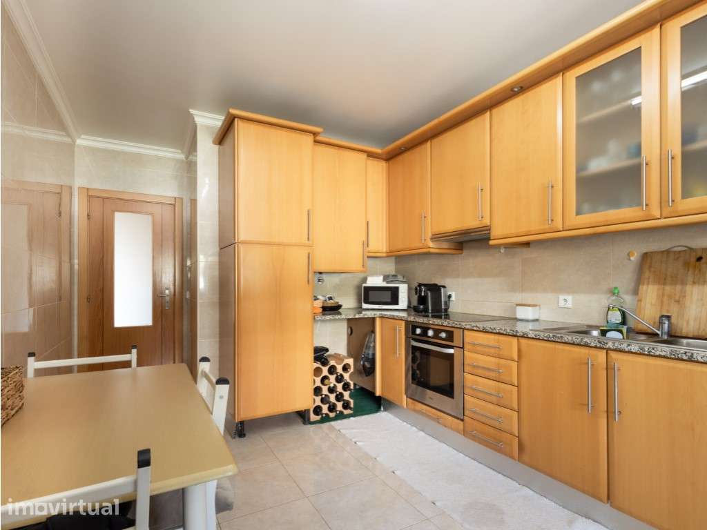 Apartamento T1 com vistas de mar - Grande imagem: 5/28