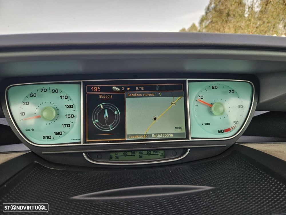 Peugeot 807 2.2 HDi Navteq - 31