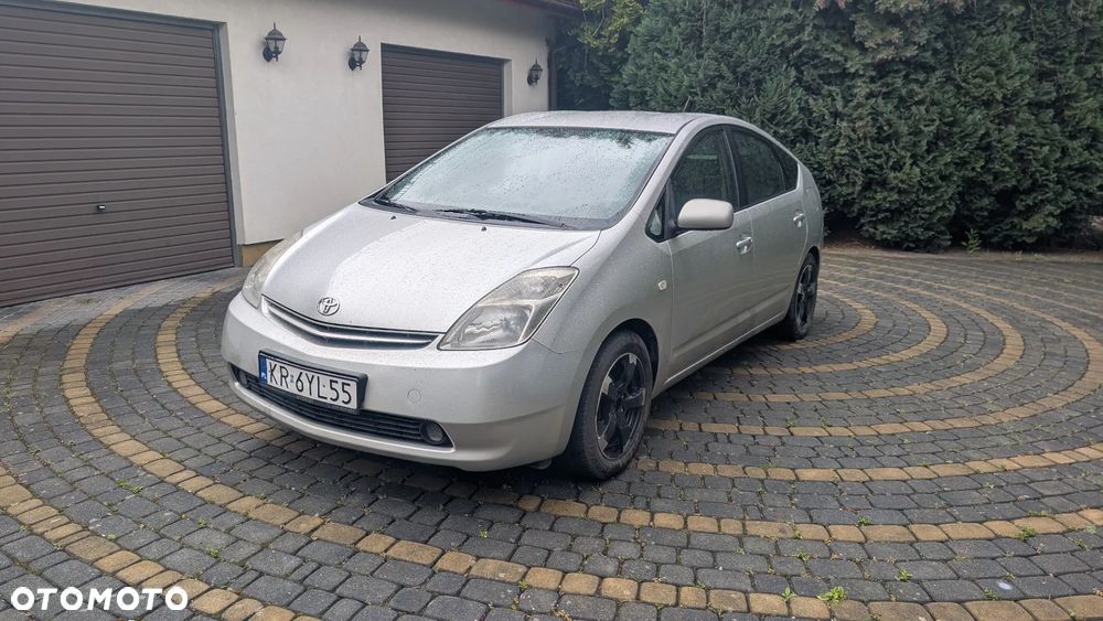 Toyota Prius 1.5 VVT-i Sol (nav) - 1