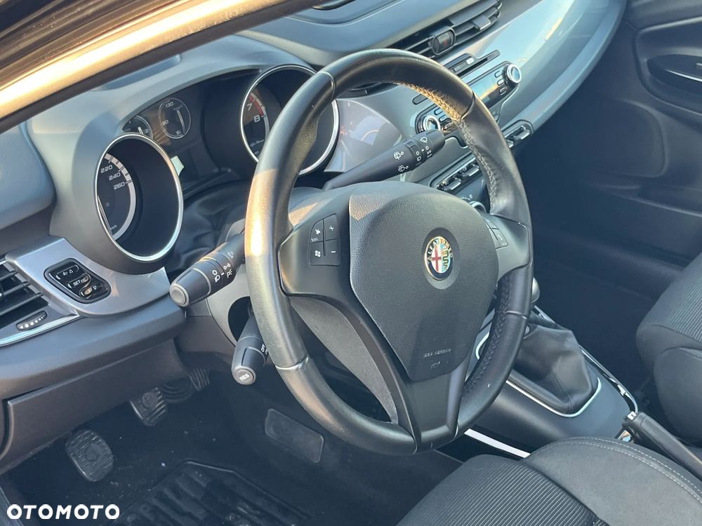 Alfa Romeo Giulietta 1.4 TB 16V - 9