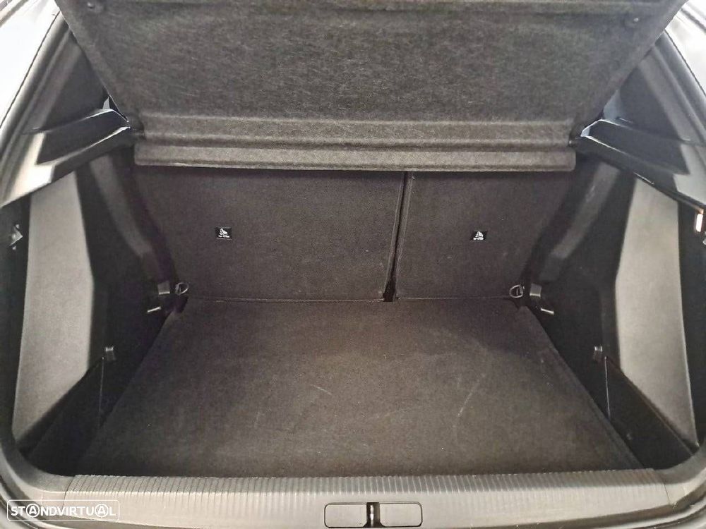 Peugeot 2008 1.2 PureTech Style - 6