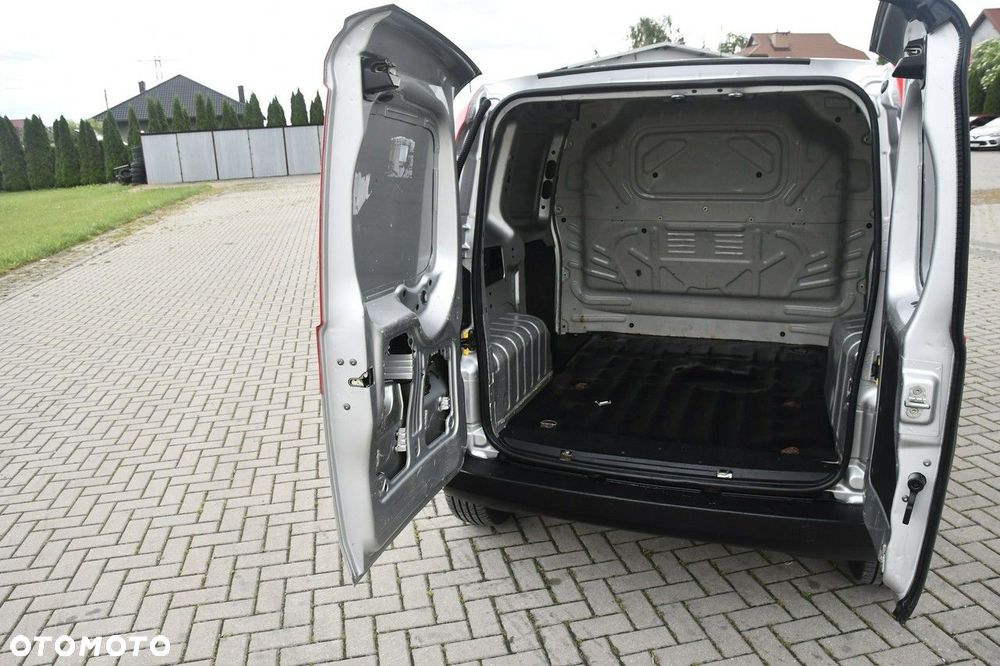 Citroën Nemo - 19
