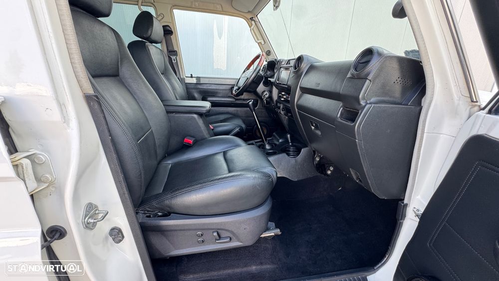 Toyota Land Cruiser D-4D - 36