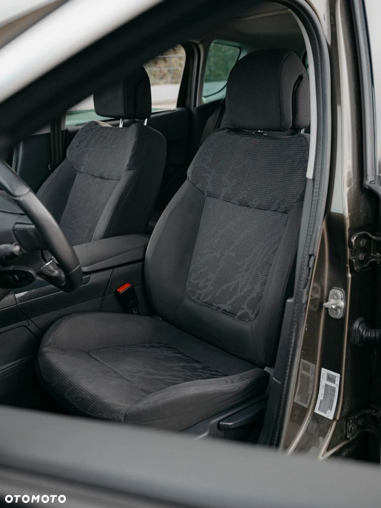 Peugeot 3008 2.0 HDi Allure - 19