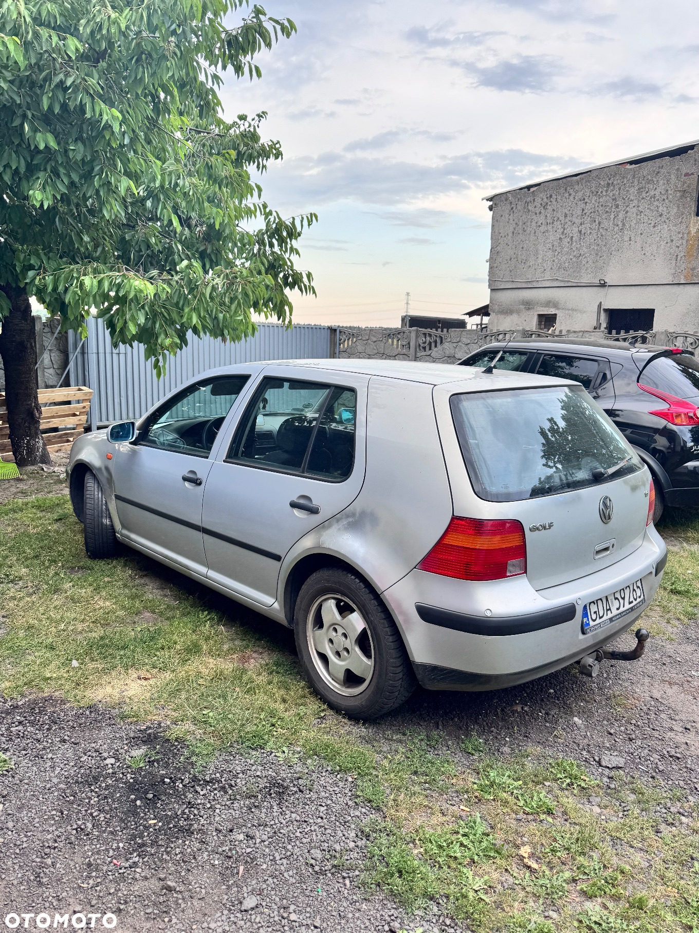 Volkswagen Golf - 4