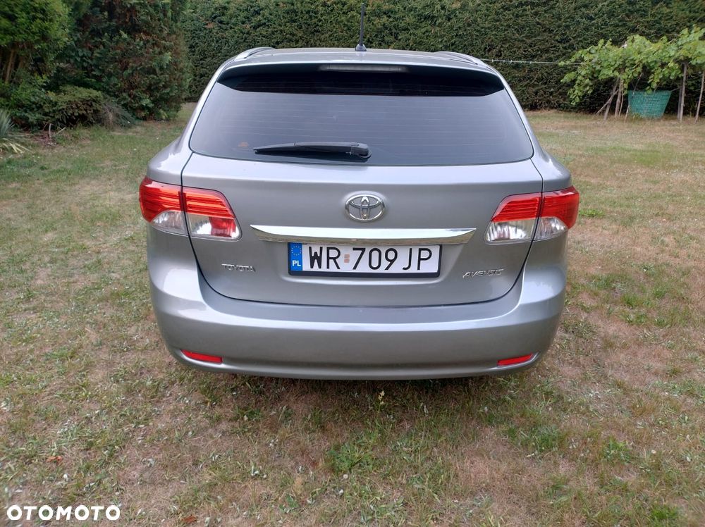 Toyota Avensis - 3