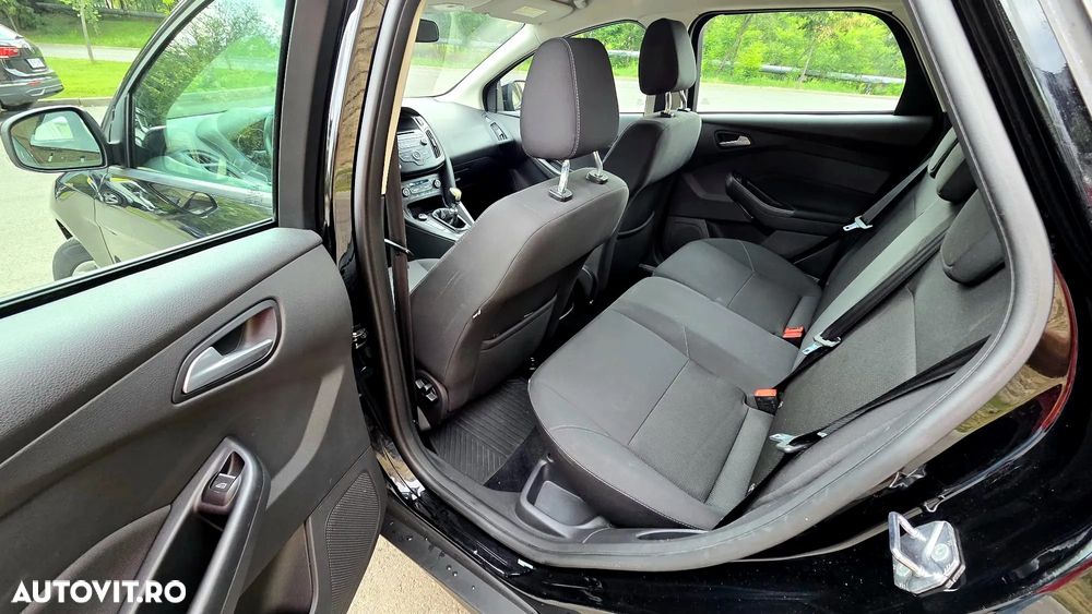 Ford Focus - 7