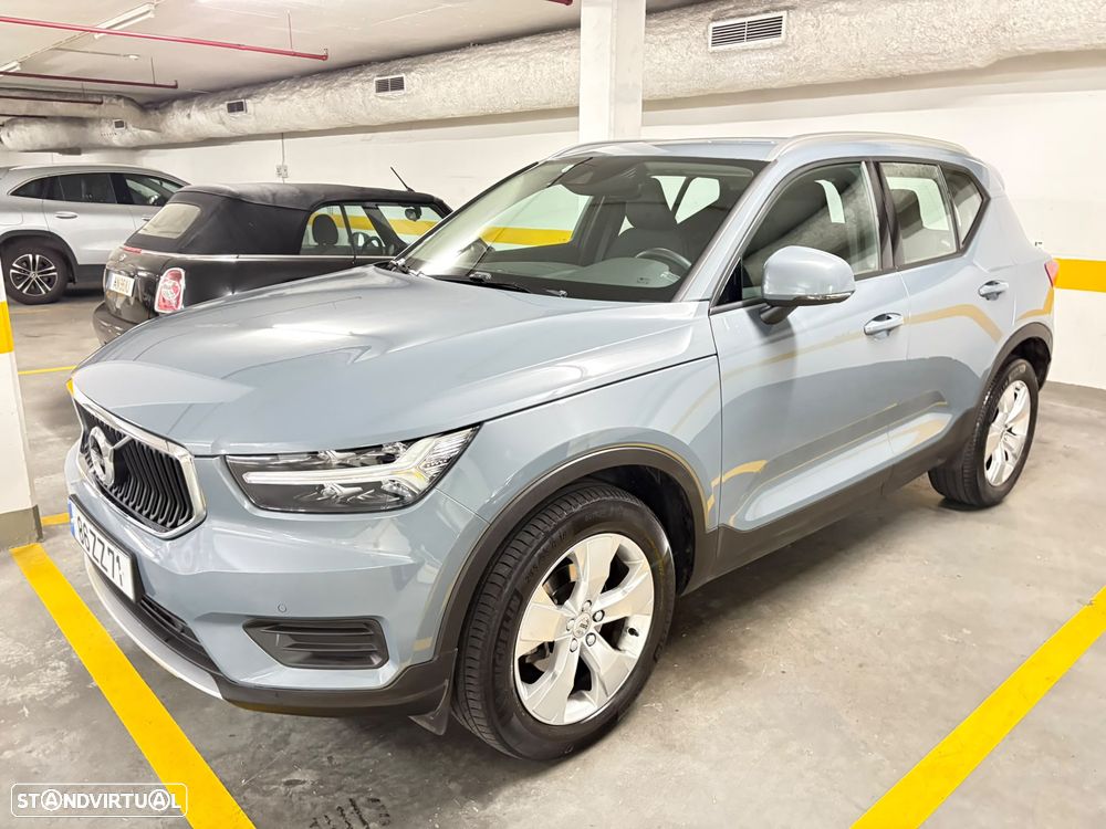 Volvo XC 40 1.5 T3 Momentum Plus Geartronic - 4