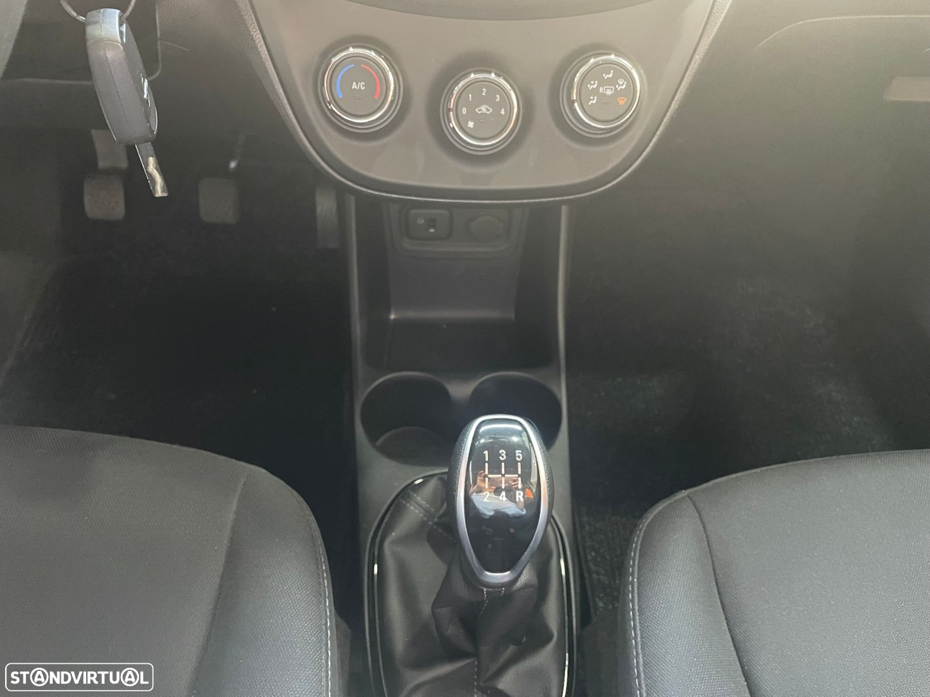 Opel Karl 1.0 - 16