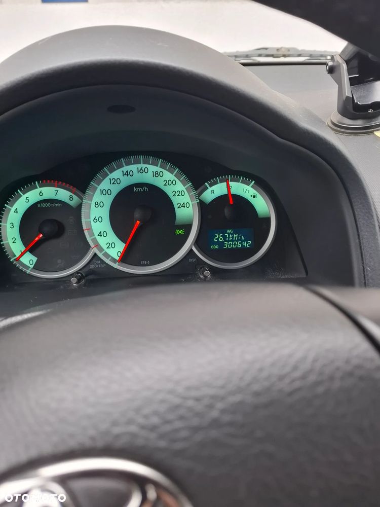 Toyota Corolla Verso - 13