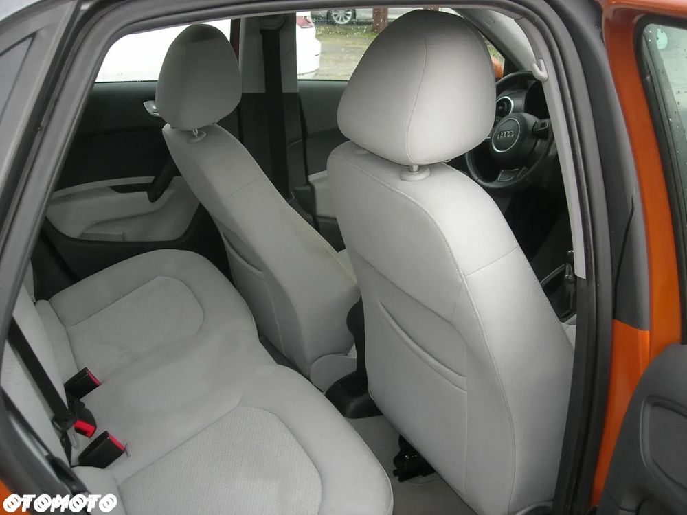 Audi A1 Sportback 1.6 TDI Ambition - 17