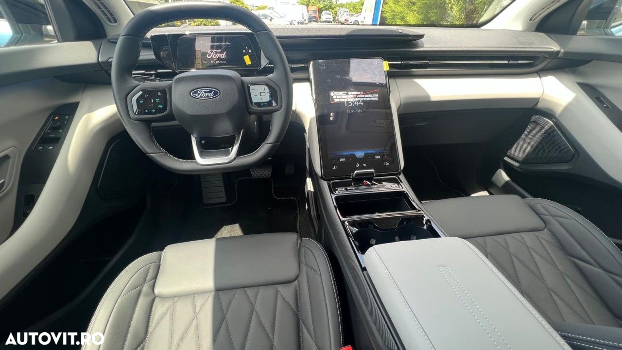 Ford Explorer AWD 79 kWh Extended Range Premium - 9
