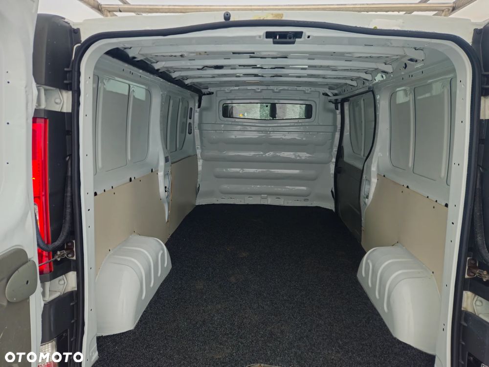 Opel Vivaro - 5