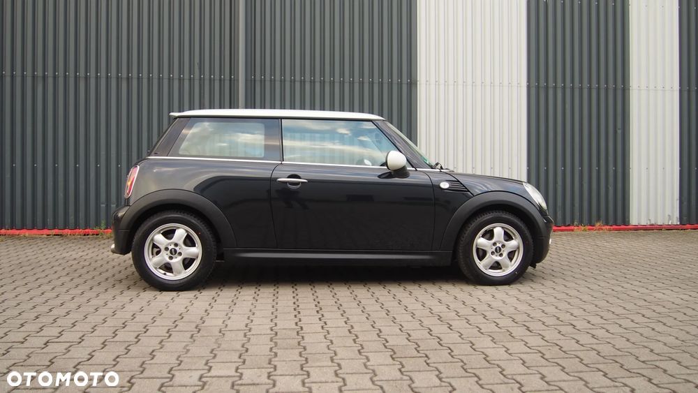 MINI Cooper 50 Camden - 29