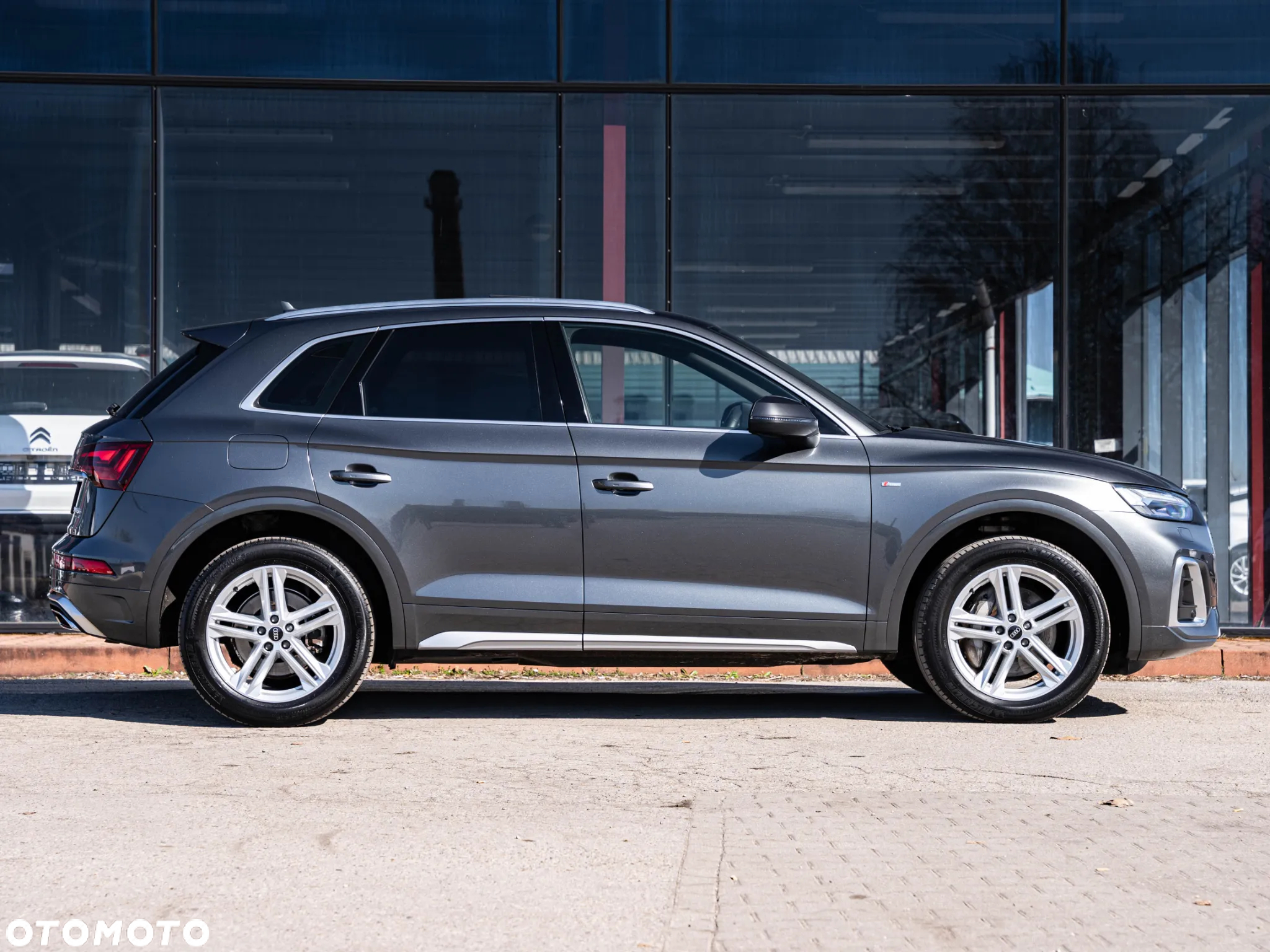 Audi Q5 50 TFSI e Quattro S tronic - 16