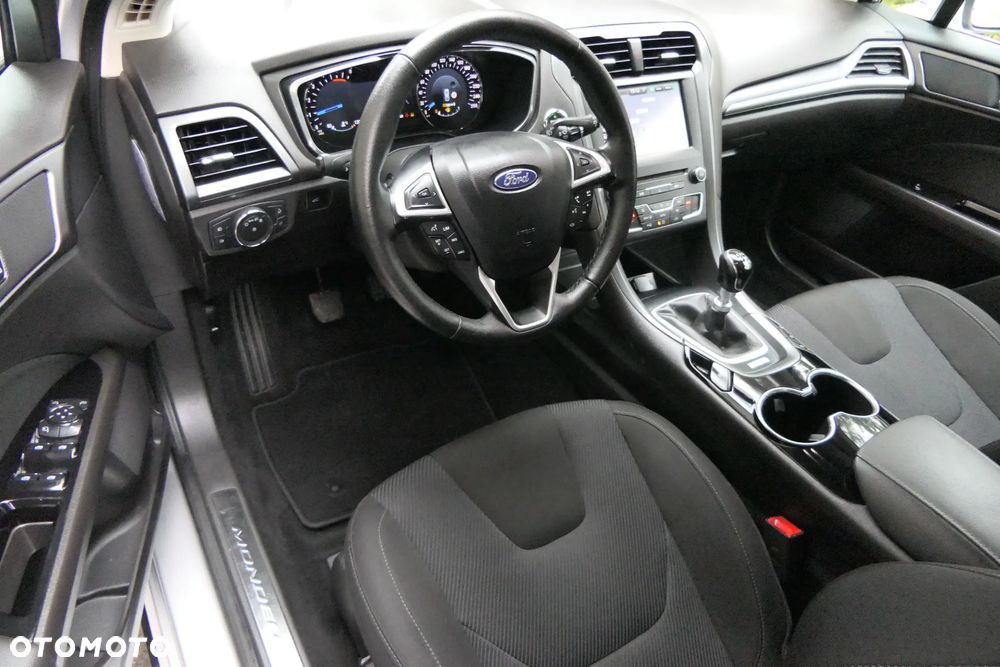 Ford Mondeo 2.0 TDCi Titanium - 18