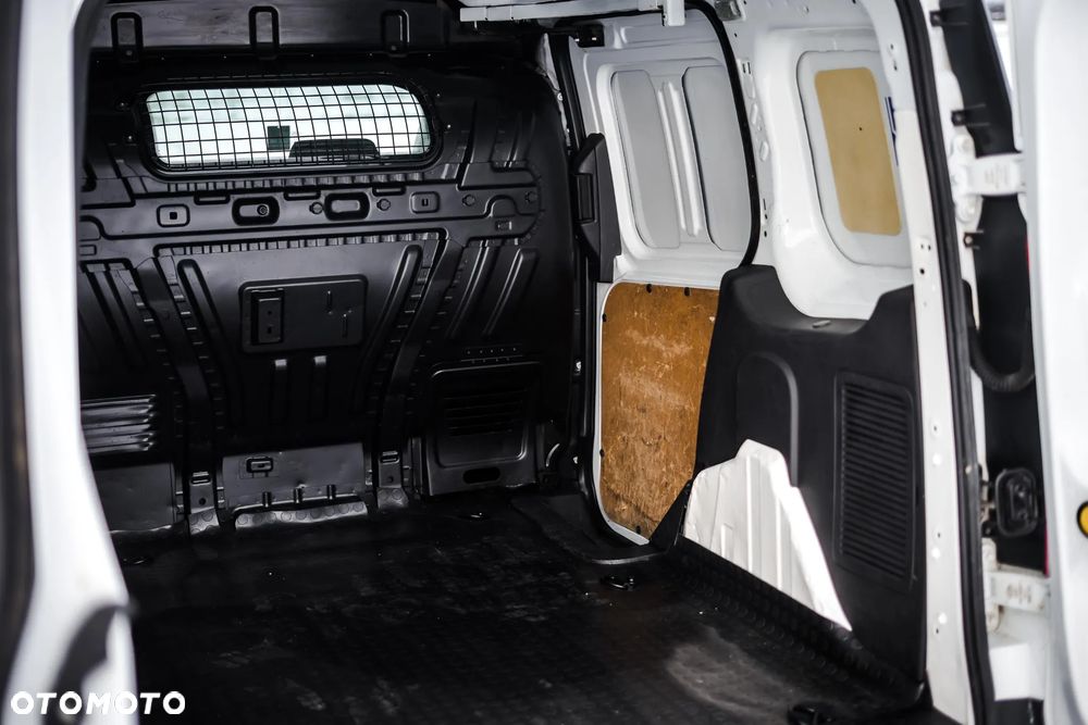 Ford Transit Connect - 18