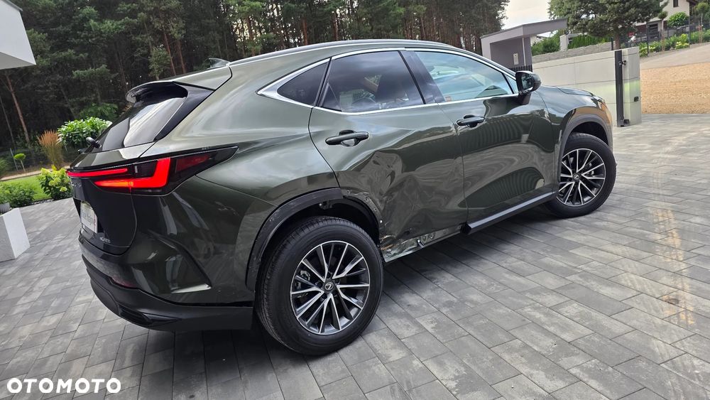 Lexus NX 350h Prestige 2WD - 11