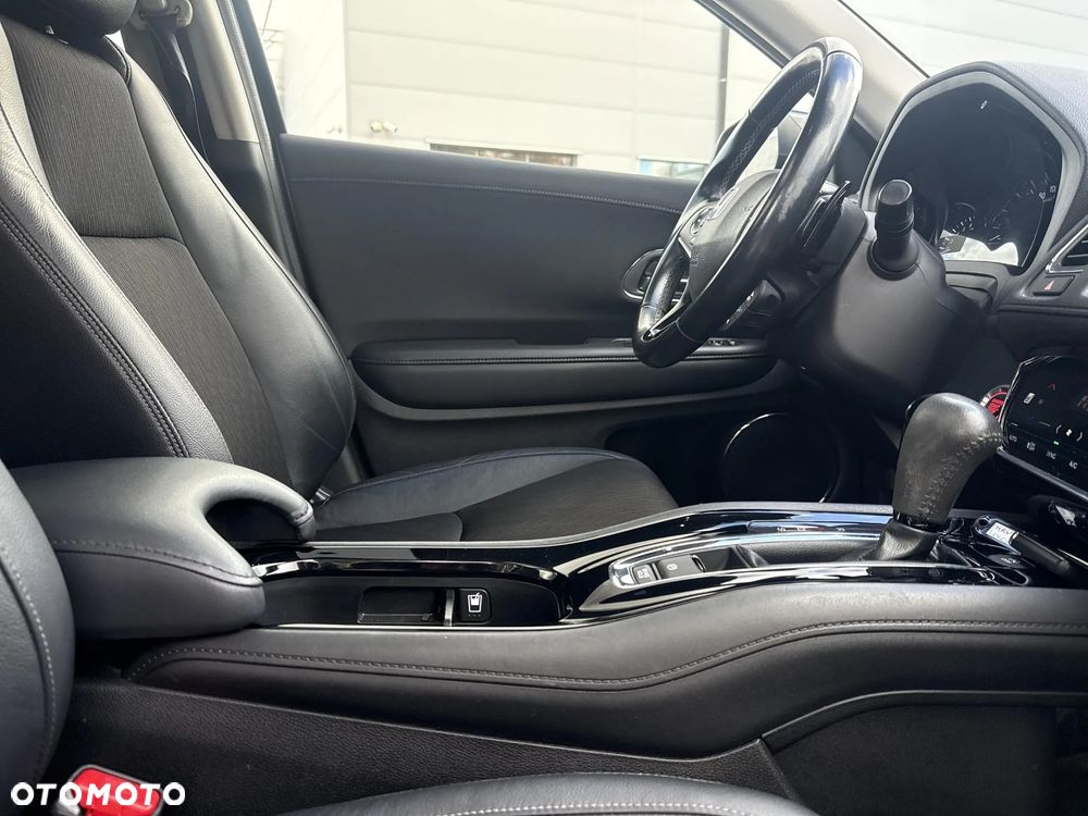 Honda HR-V 1.5 Executive (ADAS) CVT - 21