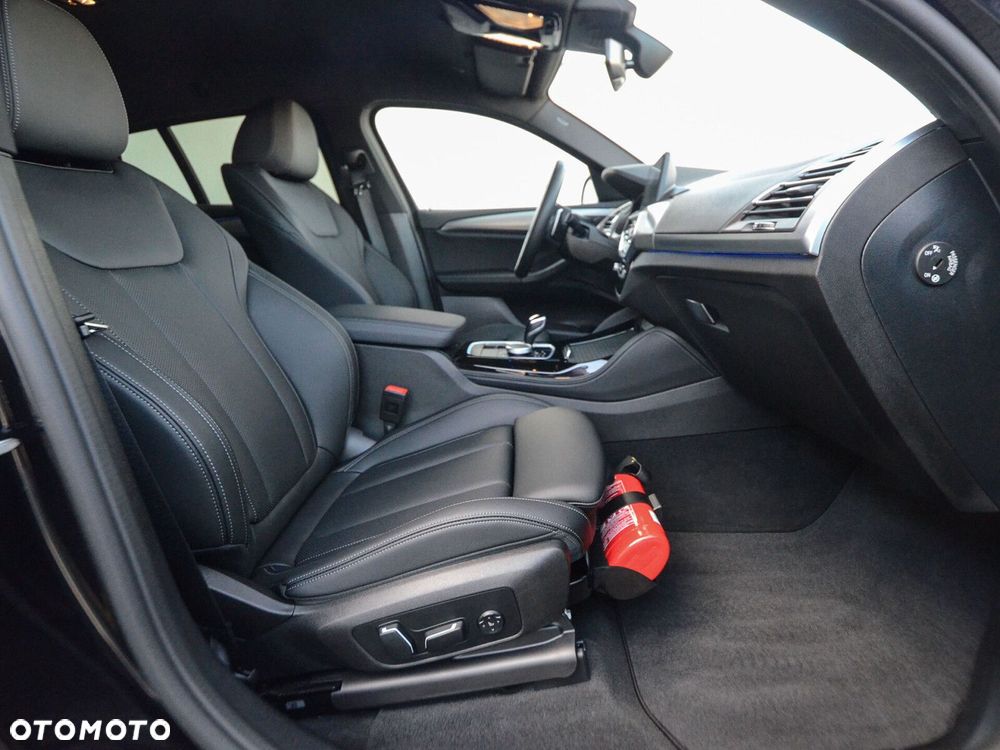 BMW X4 - 28