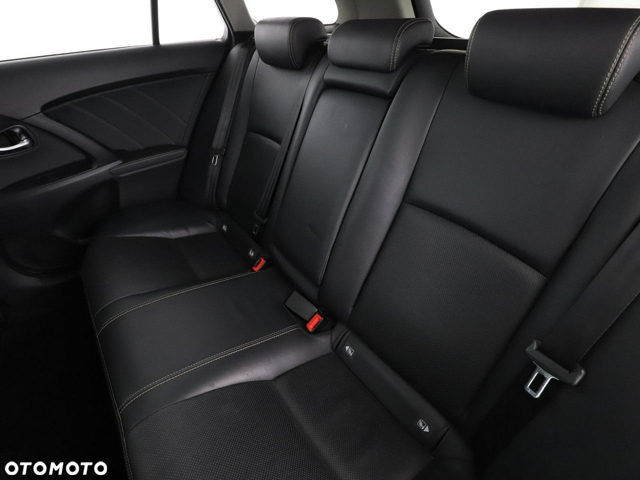 Toyota Avensis Combi 1.8 Multidrive S Executive - 17