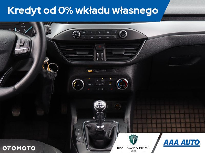 Ford Focus - 13
