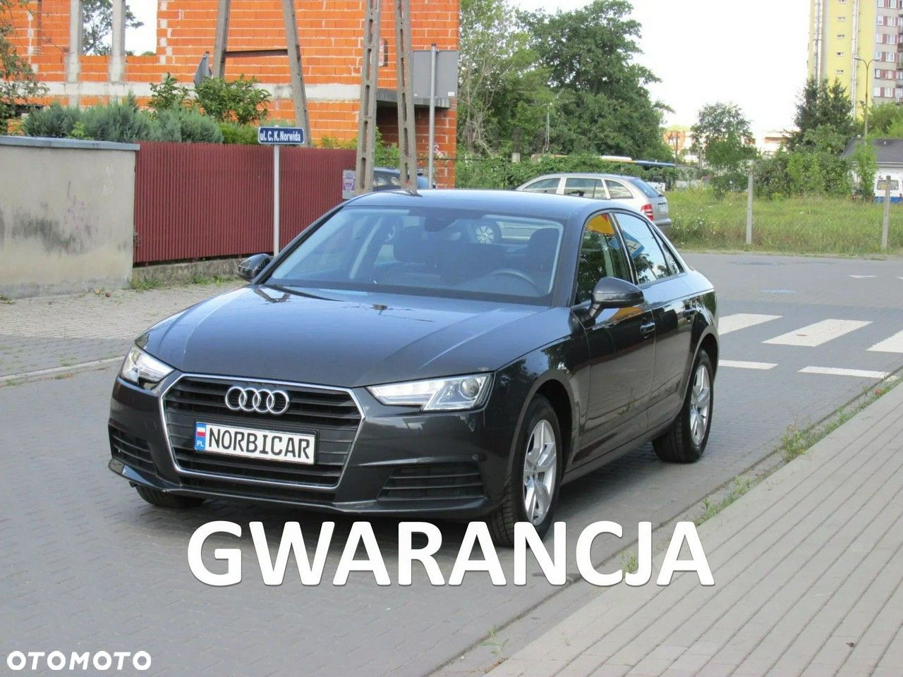 Audi A4 1.4 TFSI Design - 1