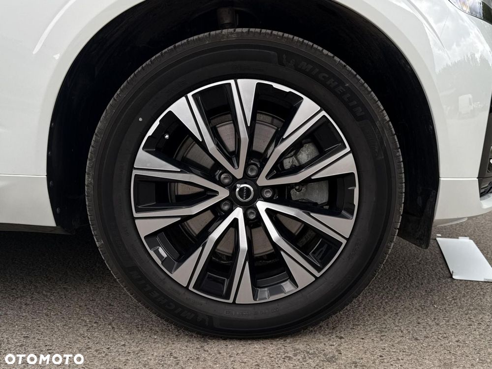 Volvo XC 60 B4 B R-Design - 23