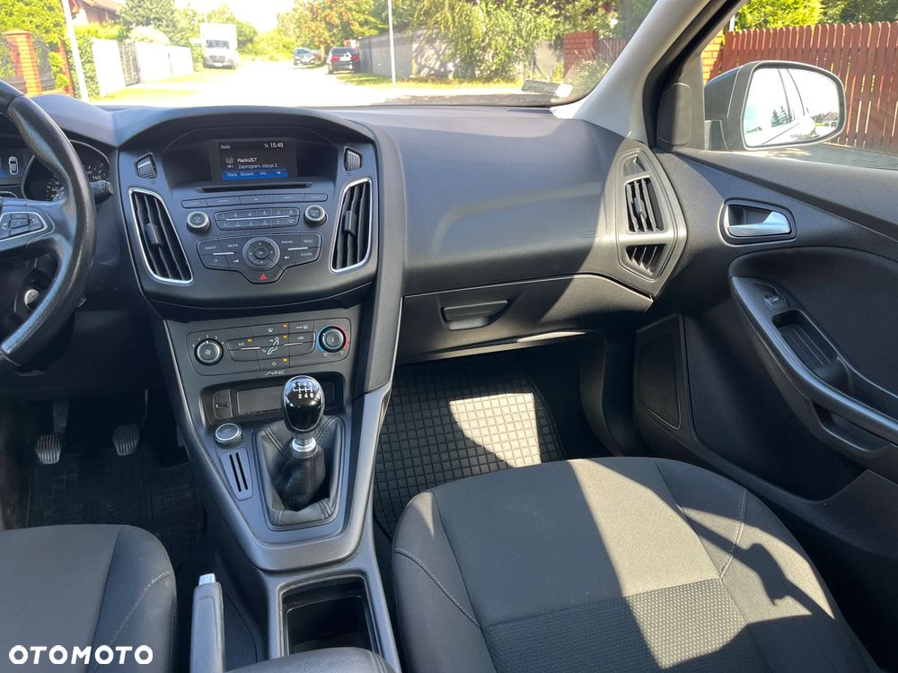 Ford Focus 1.5 TDCi SYNC Edition - 15