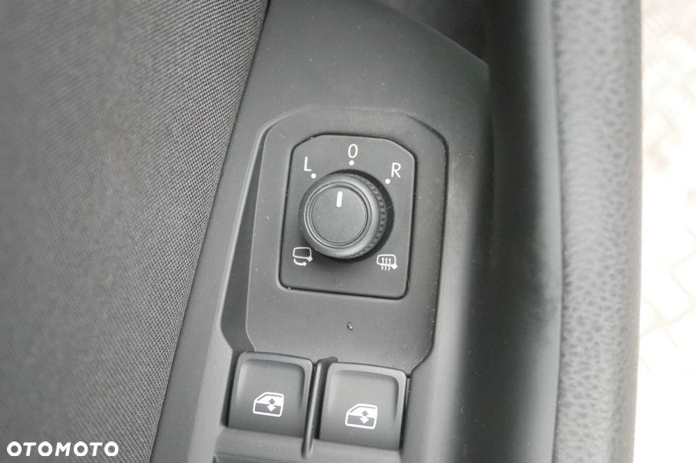 Volkswagen Passat Variant 1.5 TSI EVO Business DSG - 29