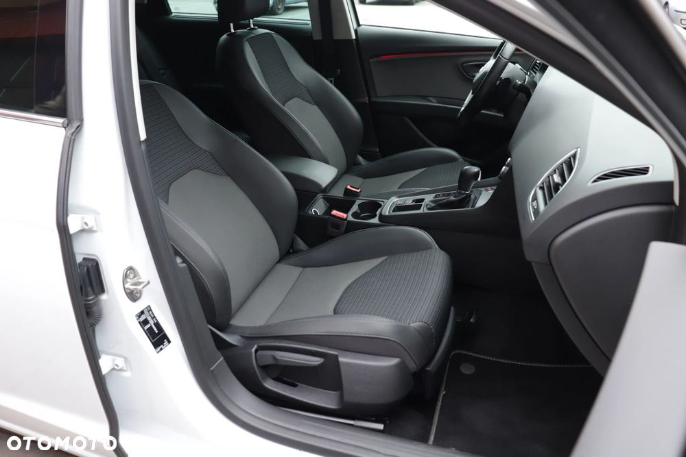 Seat Leon 2.0 TDI DSG Xcellence - 34