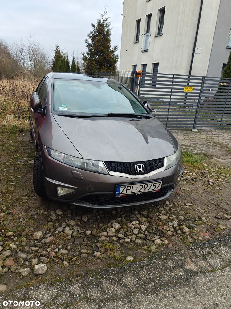 Honda Civic 1.8 Executive - 1
