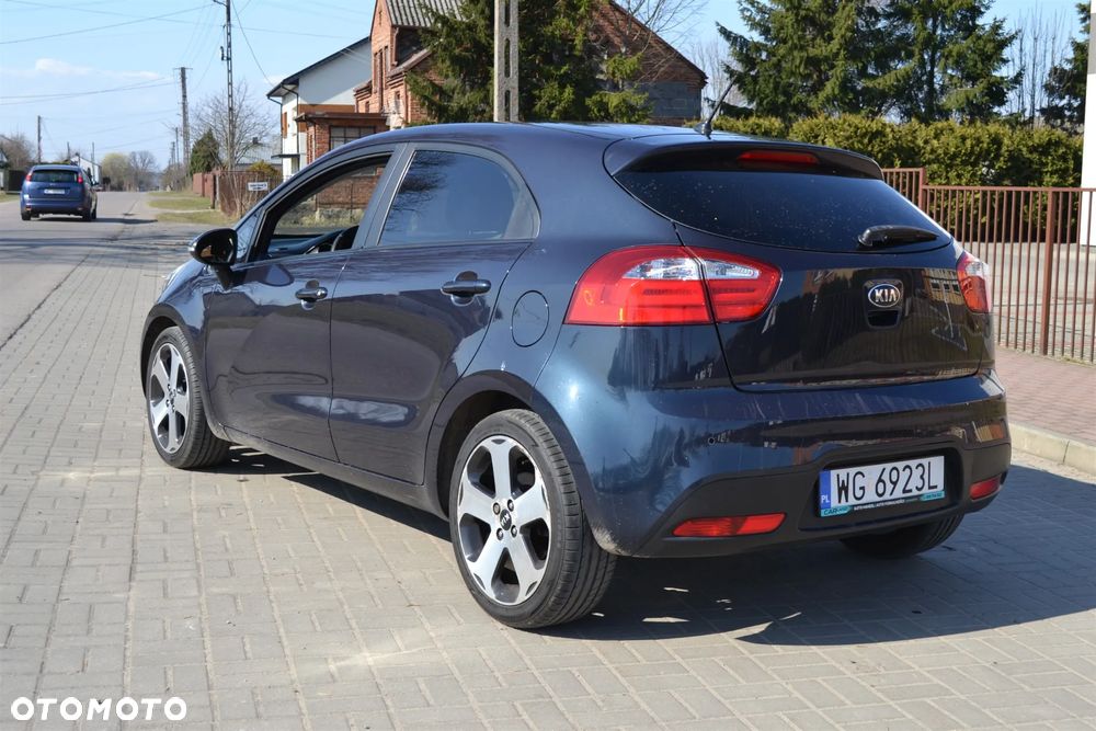 Kia Rio 1.2 Business Line - 7