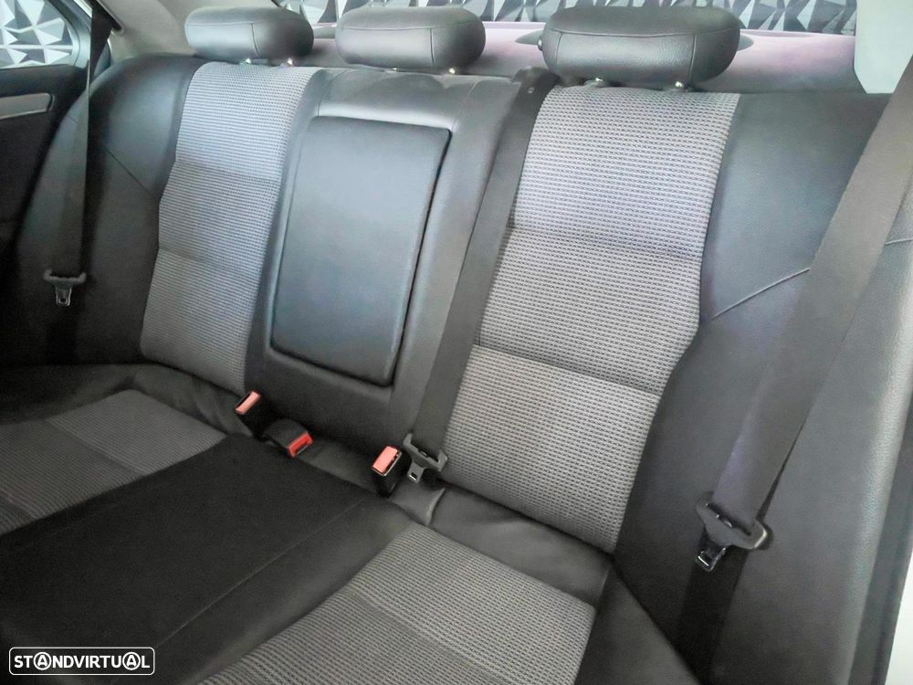 Mercedes-Benz C 220 CDI Avantgarde Aut. - 29