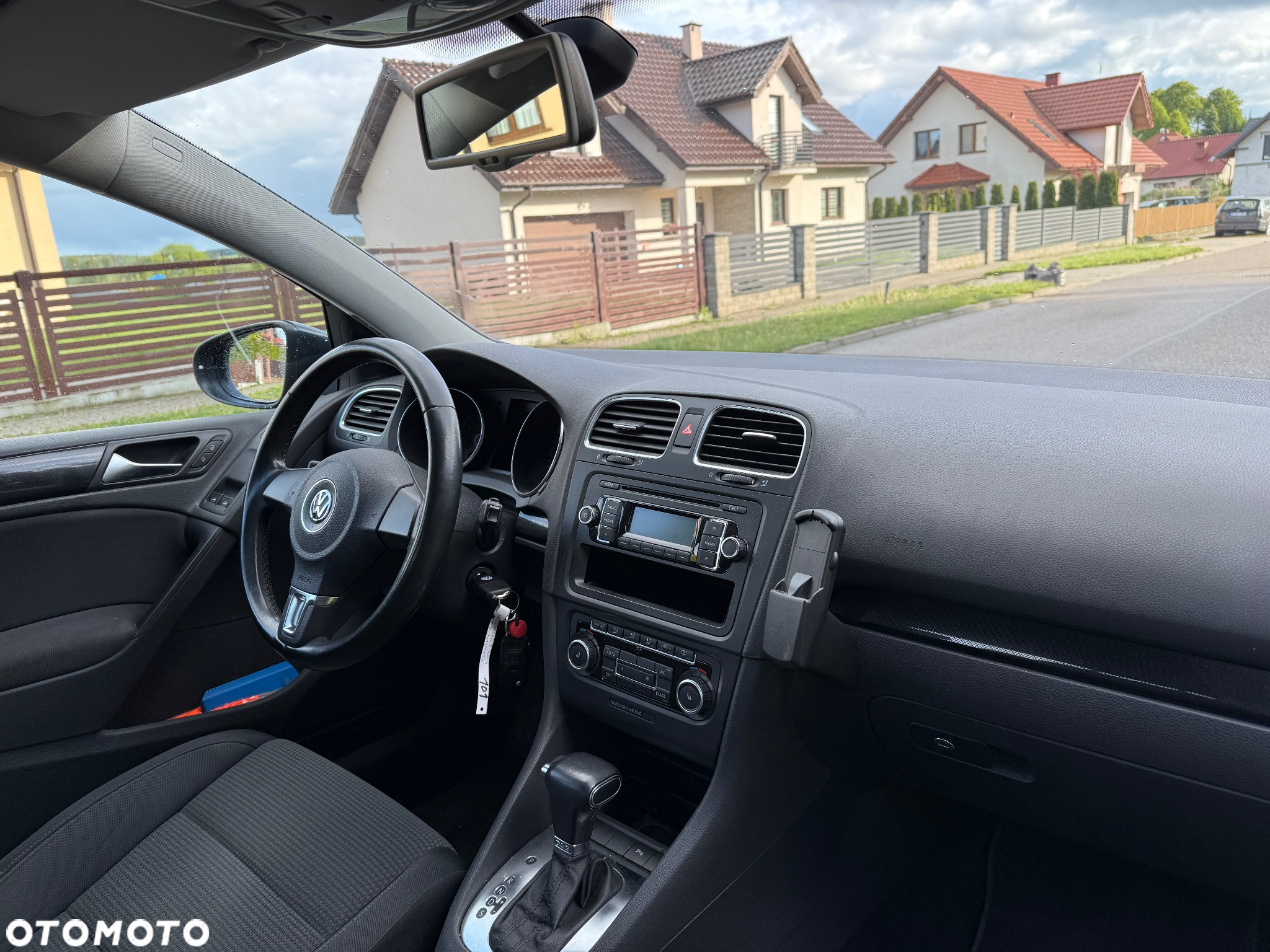 Volkswagen Golf - 10