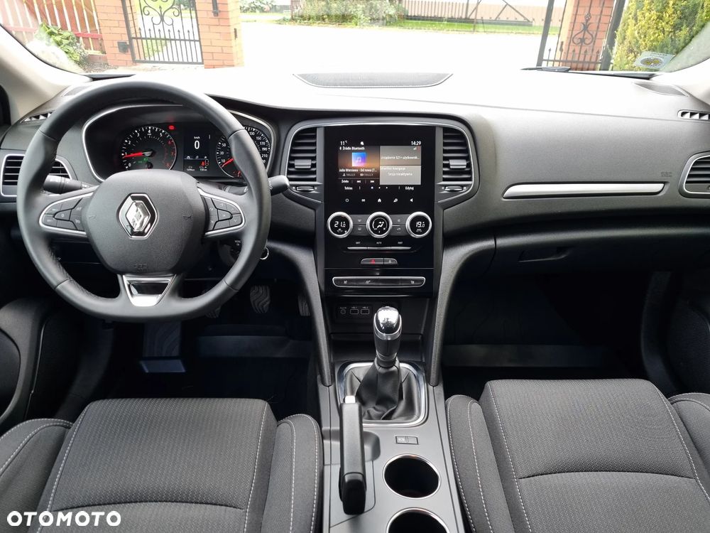 Renault Megane TCe 140 GPF ZEN - 14